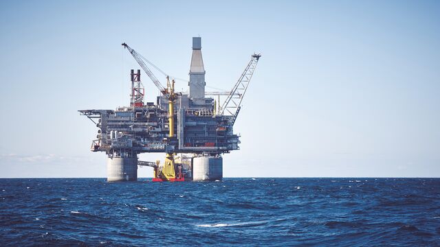 offshore oil rig small